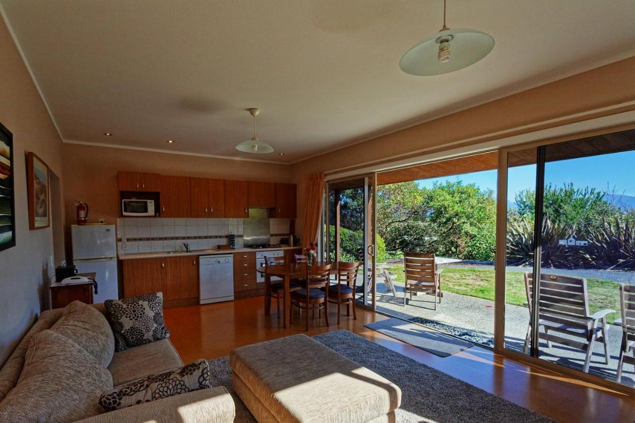Clayridge Cottages Upper Moutere Exterior photo